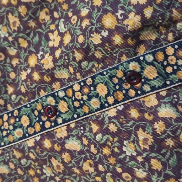 St Johns Bay Floral button up Medium - Picture 4 of 7
